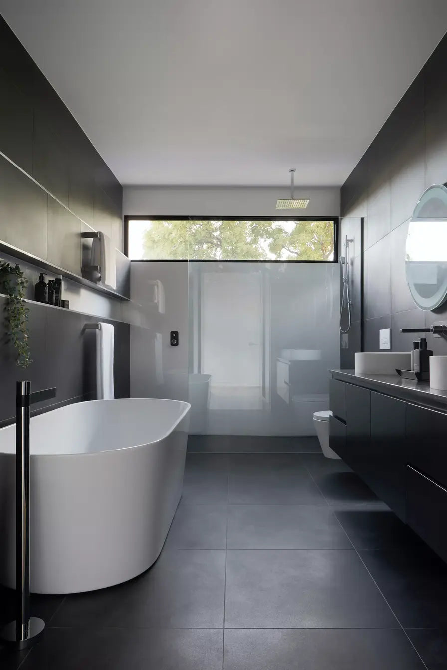 modern minimalist bathroom