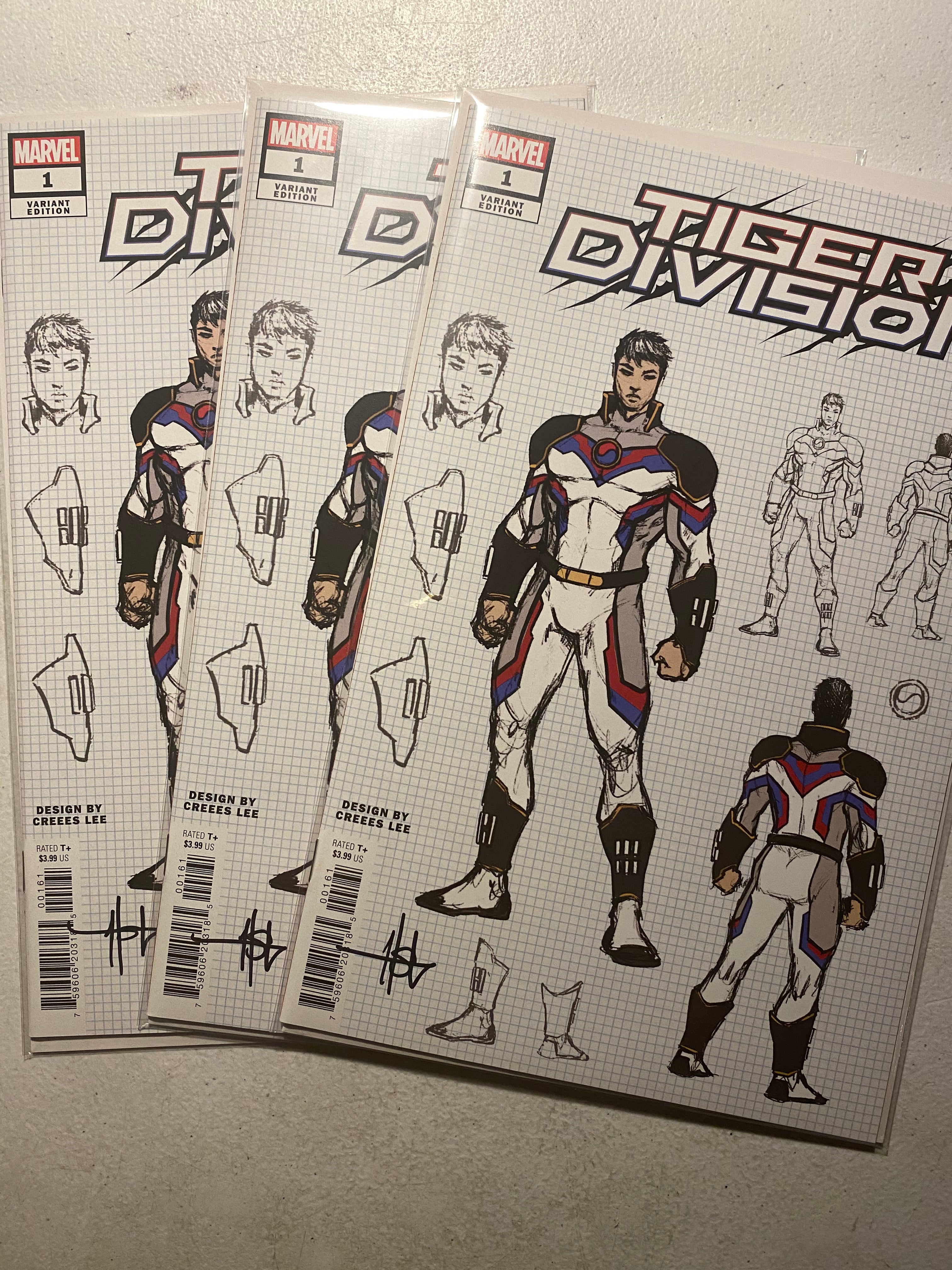 TIGER DIVISION 1 CREEES LEE DESIGN VARIANT[1:10] "SIGNED BY CREEES LEE"