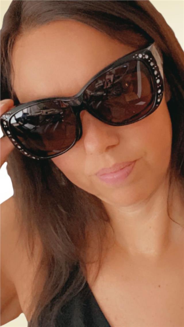 Women's Polarised Butterfly Fit Over Sunglasses Cover Over Glasses UV4 –  Slim Shadies Celebrity Sunglasses
