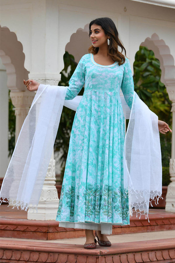 Buy Women Ethnic Wear, Sarees, Lenghas, Dresses | Mulmul – Mulmul.com