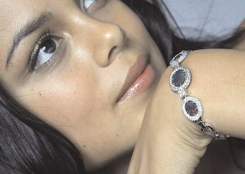 Natalie Kelly Wears Australian Opal, Australia's National Gemstone