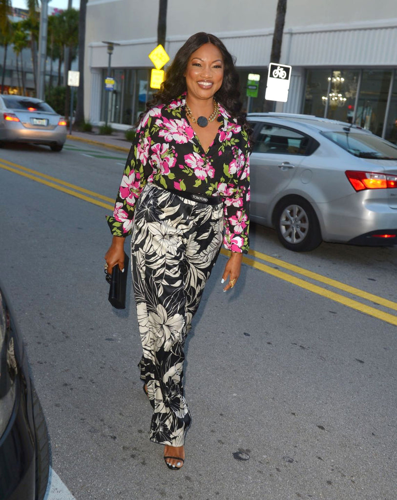 Garcelle Beauvais wearing a black onyx necklace by Jenny Dayco