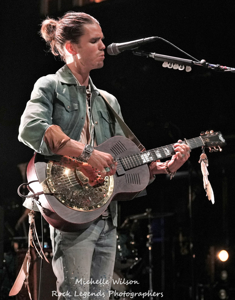 JJ Juliusson of Kaleo with a Jenny Dayco feather clip