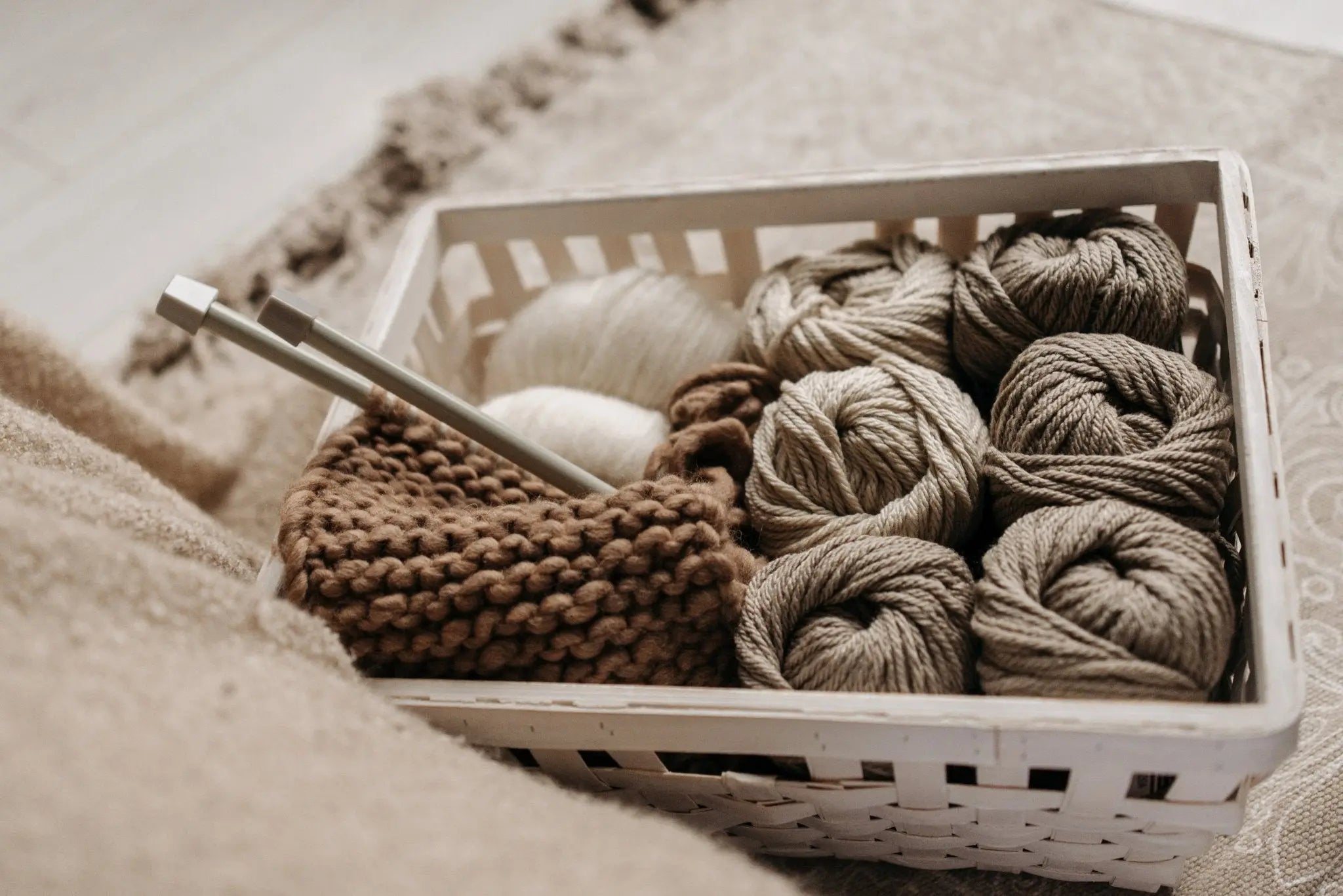 Unraveling the Art of Knitting: A Beginner's Guide - The Knit Klub