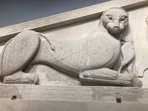 western pediment with Gorgio, one of the lions
