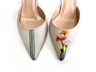handpainted Italian comfortable beige pumps heels with flower design