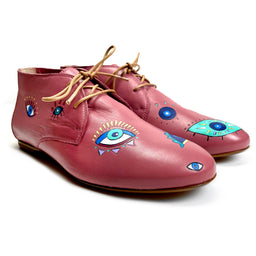 handpainted Italian comfortable mauve chukka boots with eye design