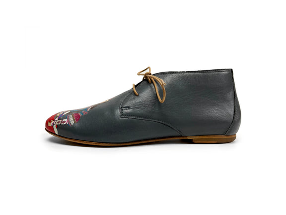 handpainted Italian comfortable chukka boots charcoal with queen design