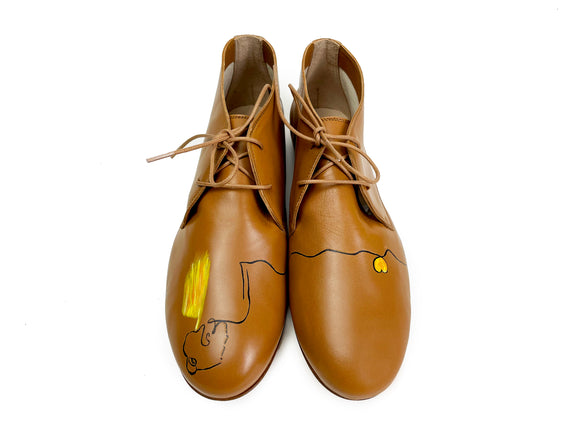 handpainted Italian comfortable cognac chukka boots with line art design