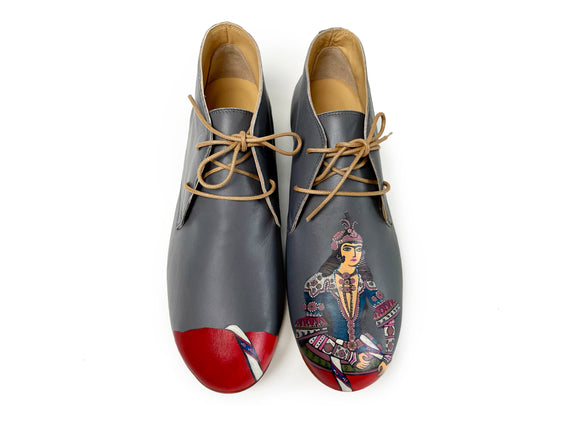 handpainted Italian comfortable chukka boots charcoal with queen design