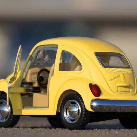 A Helpful Guide For The Perfect Return Gift For Birthday - Toy Car