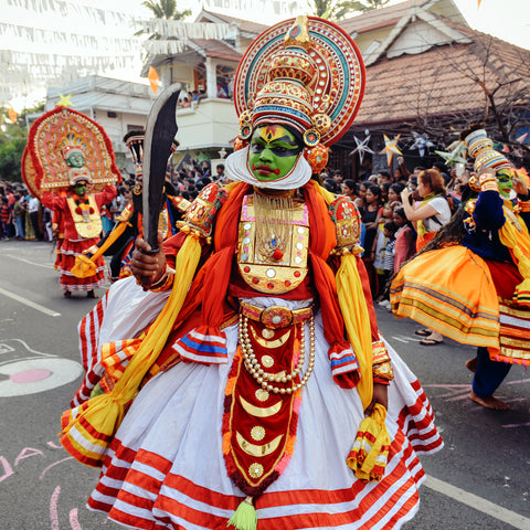 places to visit in kochi - Kathakali dancer 