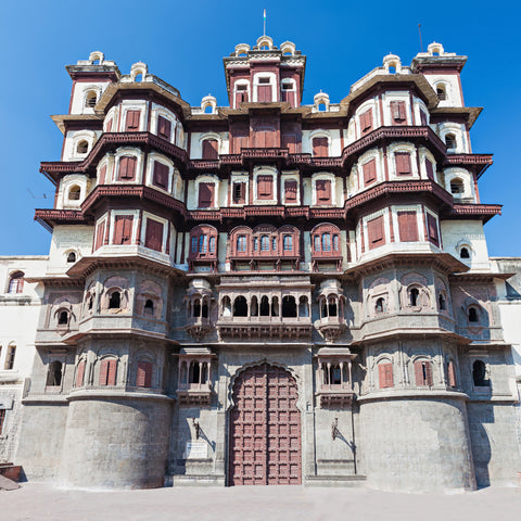 places to visit in indore - Rajwada palace