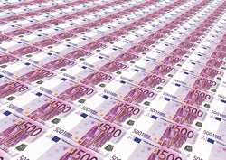 What is a Selling Club? stacks of Euro notes