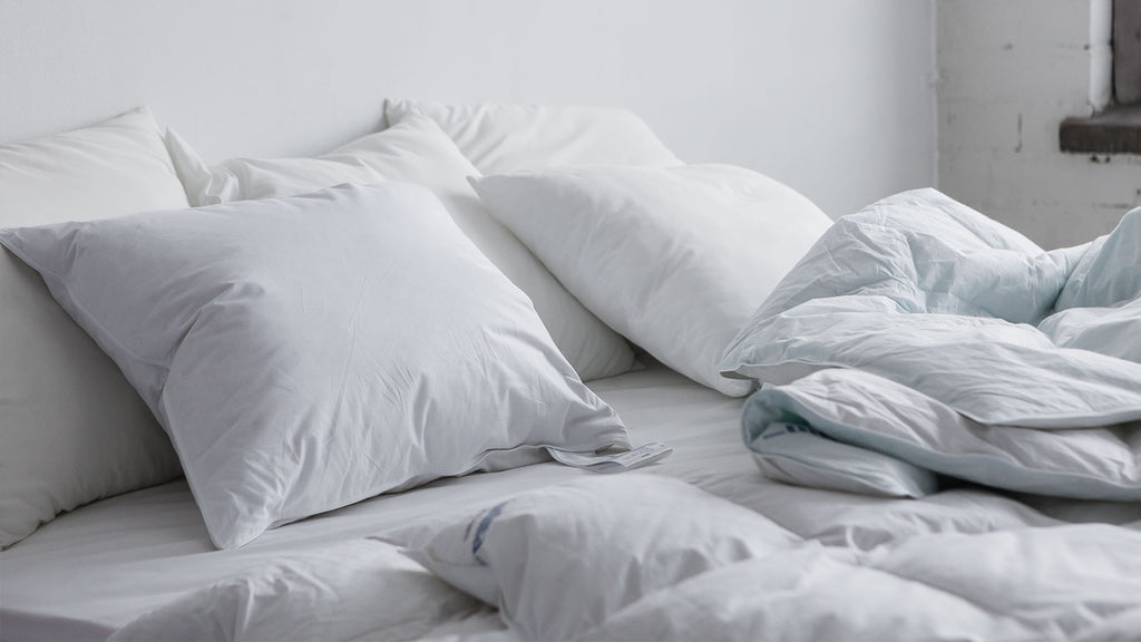 Tyynyn täyte voi olla esimerkiksi polyesterikuitua, untuvaa ja höyheniä tai viskoelastista materiaalia.