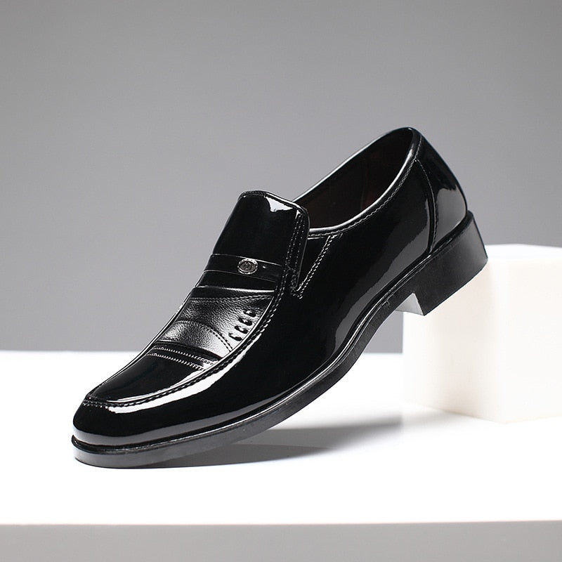 Luxury brand PU Leather Fashion Men Business Dress Loafers Pointy Black Shoes Oxford Breathable Formal Wedding Shoes 2018 new