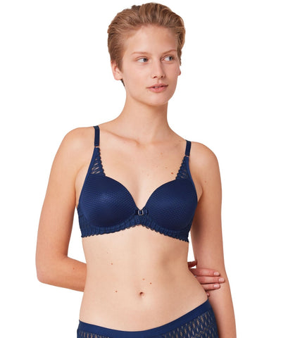 Triumph Magnolia Lace Non Wired Push Up Deep V Bra Feather – OG