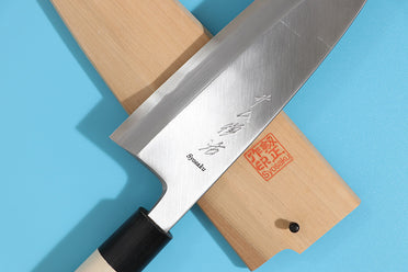Syosaku engraved knife