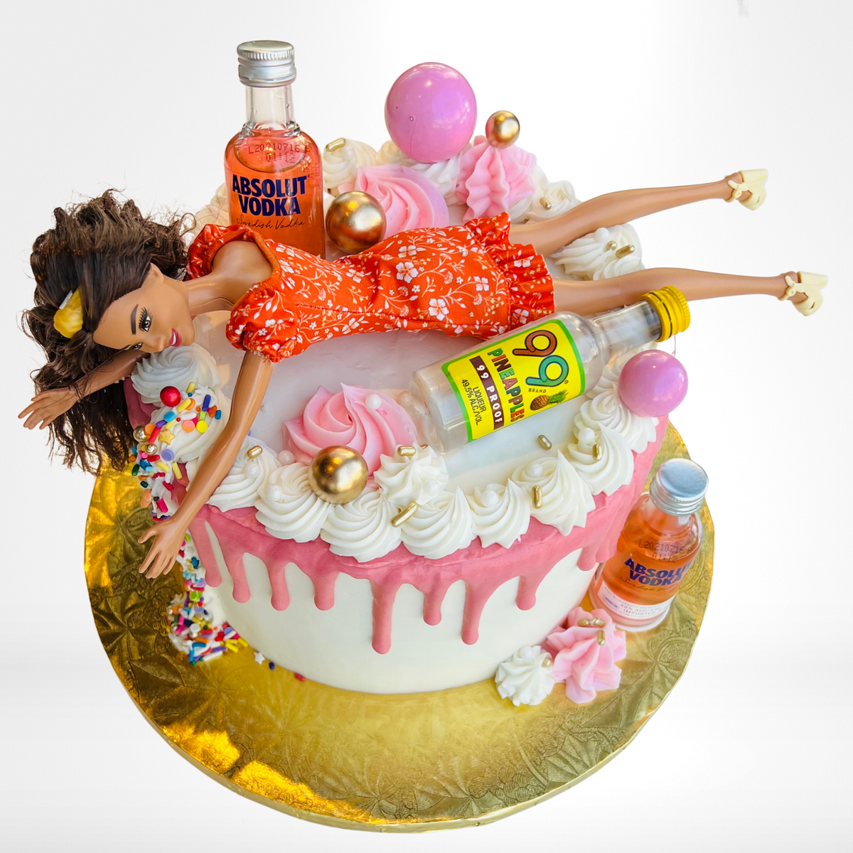 15 Delicious and Cute 21st Birthday Cake Ideas You Can Copy - Its Claudia G