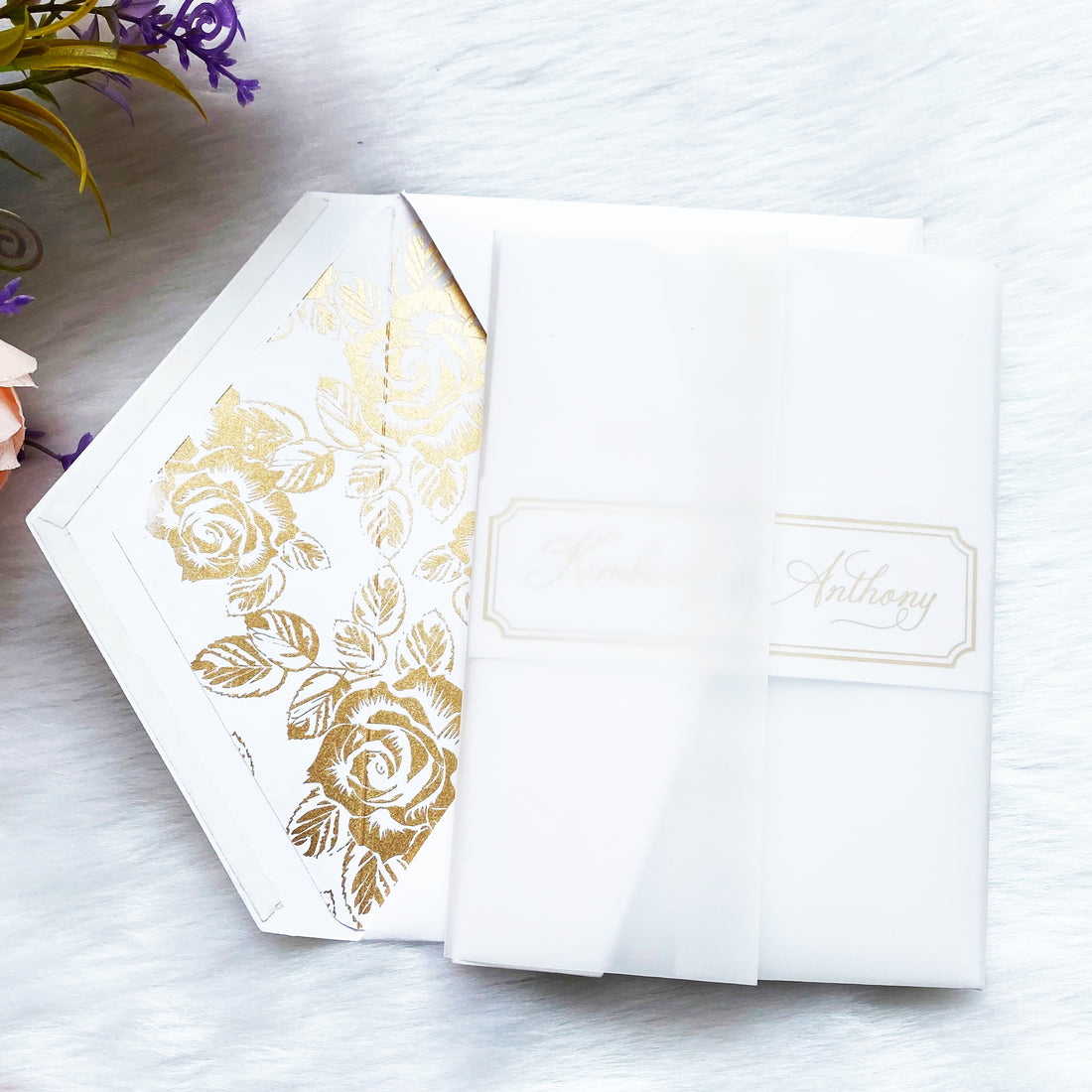 Luxury White Pocket Invitations with Plexiglass YWI-7013