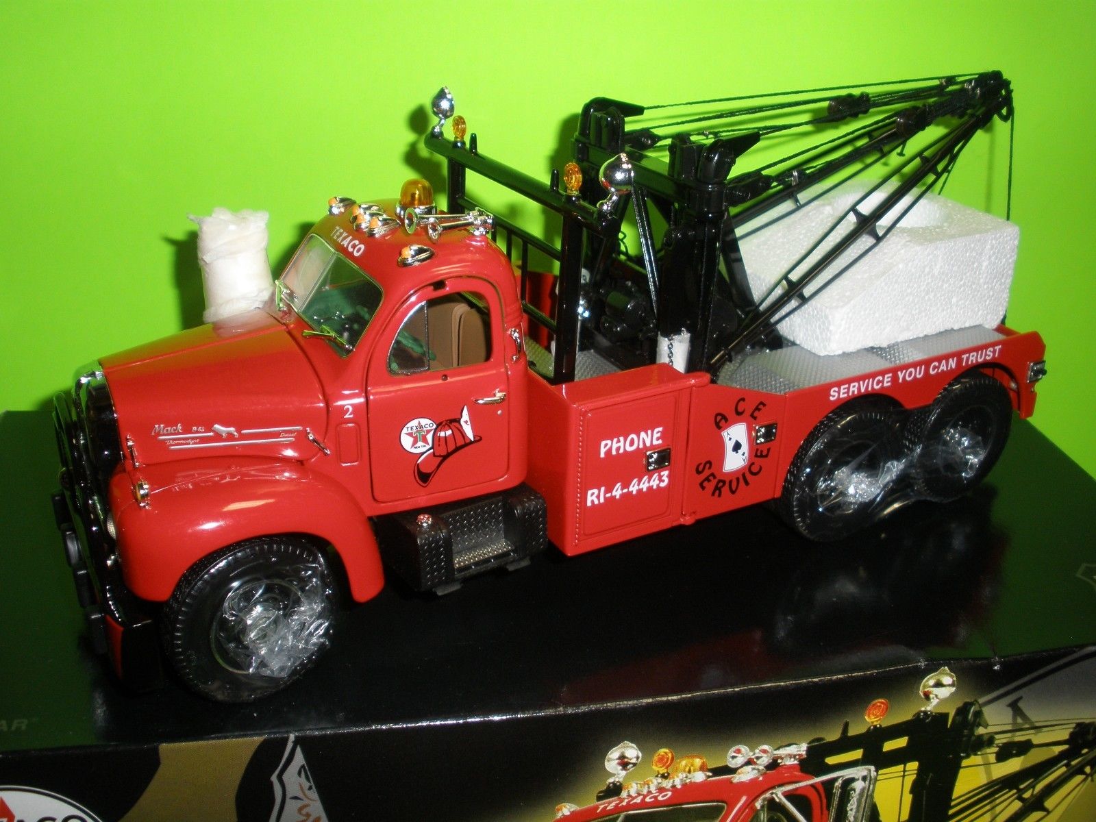 Texaco Marfak 1960 Mack Model-B61 Tow Truck – Texaco Toys Plus