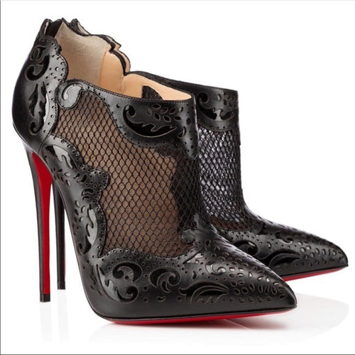 Christian Louboutin Black Patent So Kate 120 – Dina C's Fab and Funky  Consignment Boutique