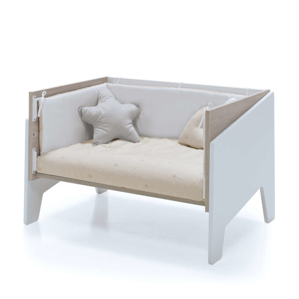 Mini crib convertible into children's sofa