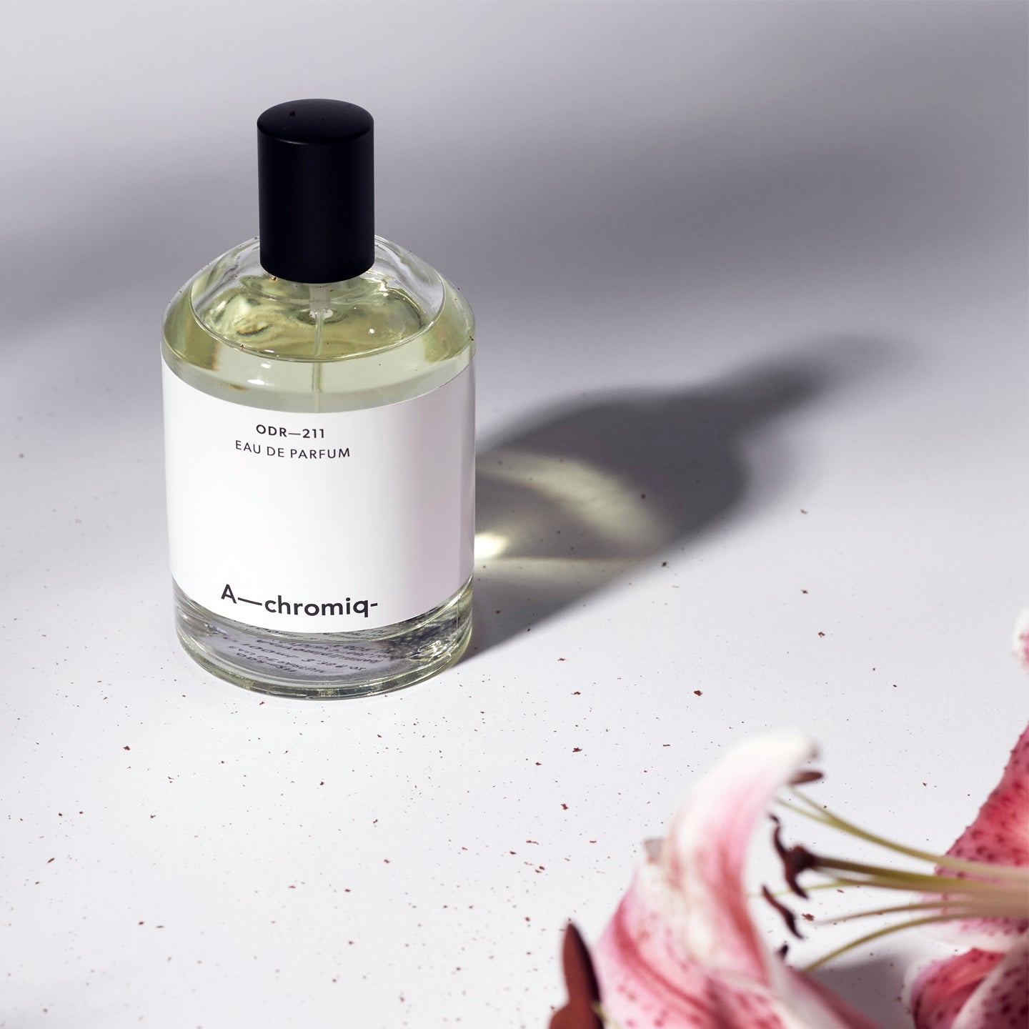 Layering | A-chromiq | Parfums | Official Site