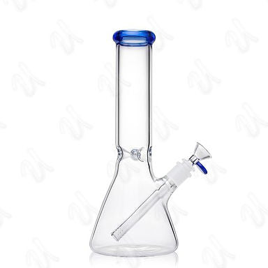 Bong with ice notches - Photo credit: Ueeglass