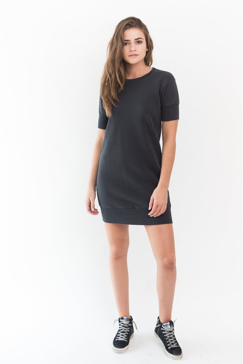 sweatshirt dress short sleeve