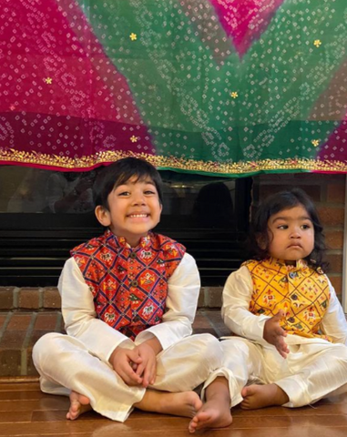 Klingaru_WeddingImage with two young boys in indian attire