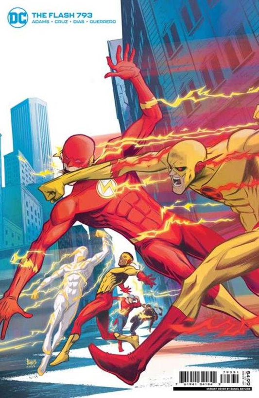 Flash #796 Cover C Yasmin Flores Montanez Card Stock Variant (One-Minute  War)