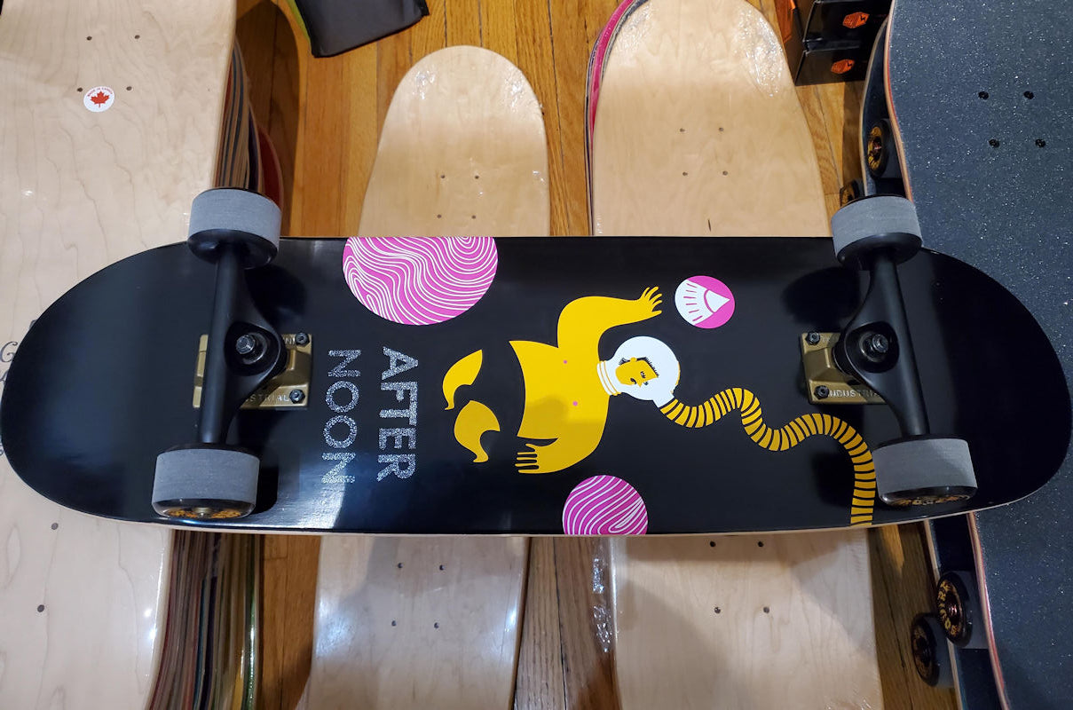Afternoon "To The Moon" Complete Cruiser Skateboard - artondeck.com
