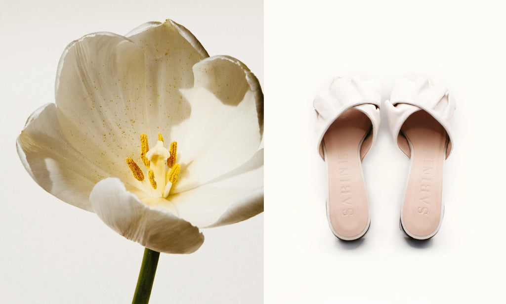 la colección de zapatos Pausa de Sabinis, encapsula la esencia de la serenidad y el estilo, inspirada en la delicadeza de la naturaleza y la elegancia relajada.