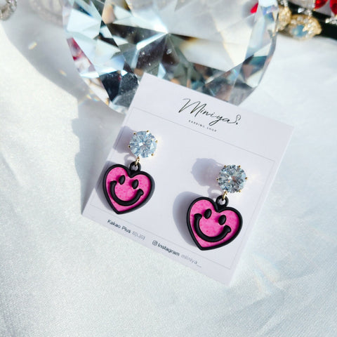 Mini Smile Heart Cubic Earring (Kep1er,Dreamcatcher-Gahyun) - 925 Sterling Silver