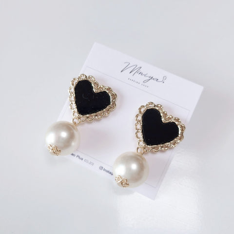 Acrylic Heart Pearl Drop Earring(Anjiyoung) - 925 Sterling Silver