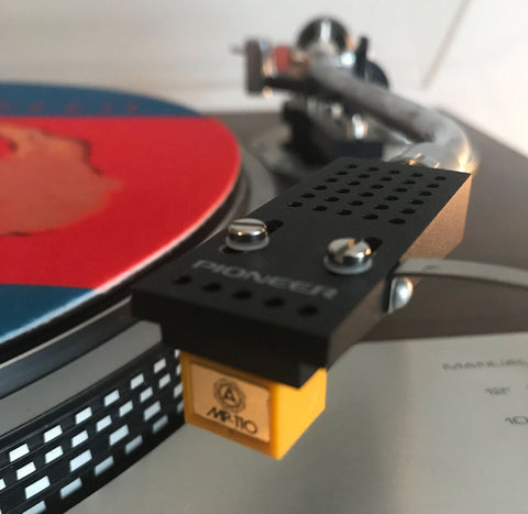 Record turntable cartridge