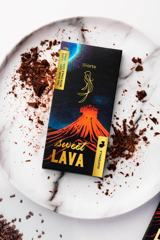 sweet lava chocolate bar with crushed chile cobanero