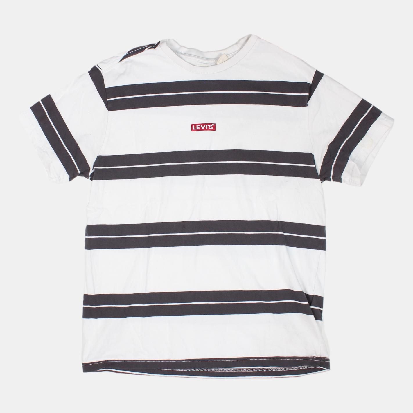 Levi's T-Shirt – Haru