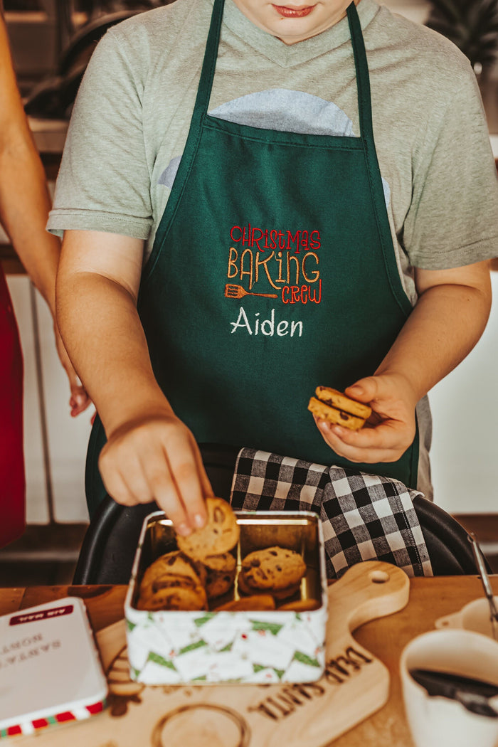 Mommy and Me Christmas Baking Aprons