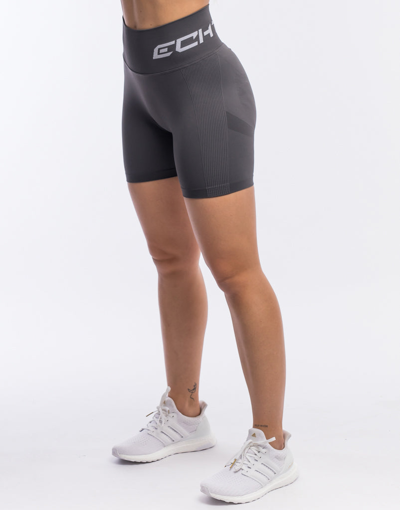 Arise Scrunch Shorts - Black