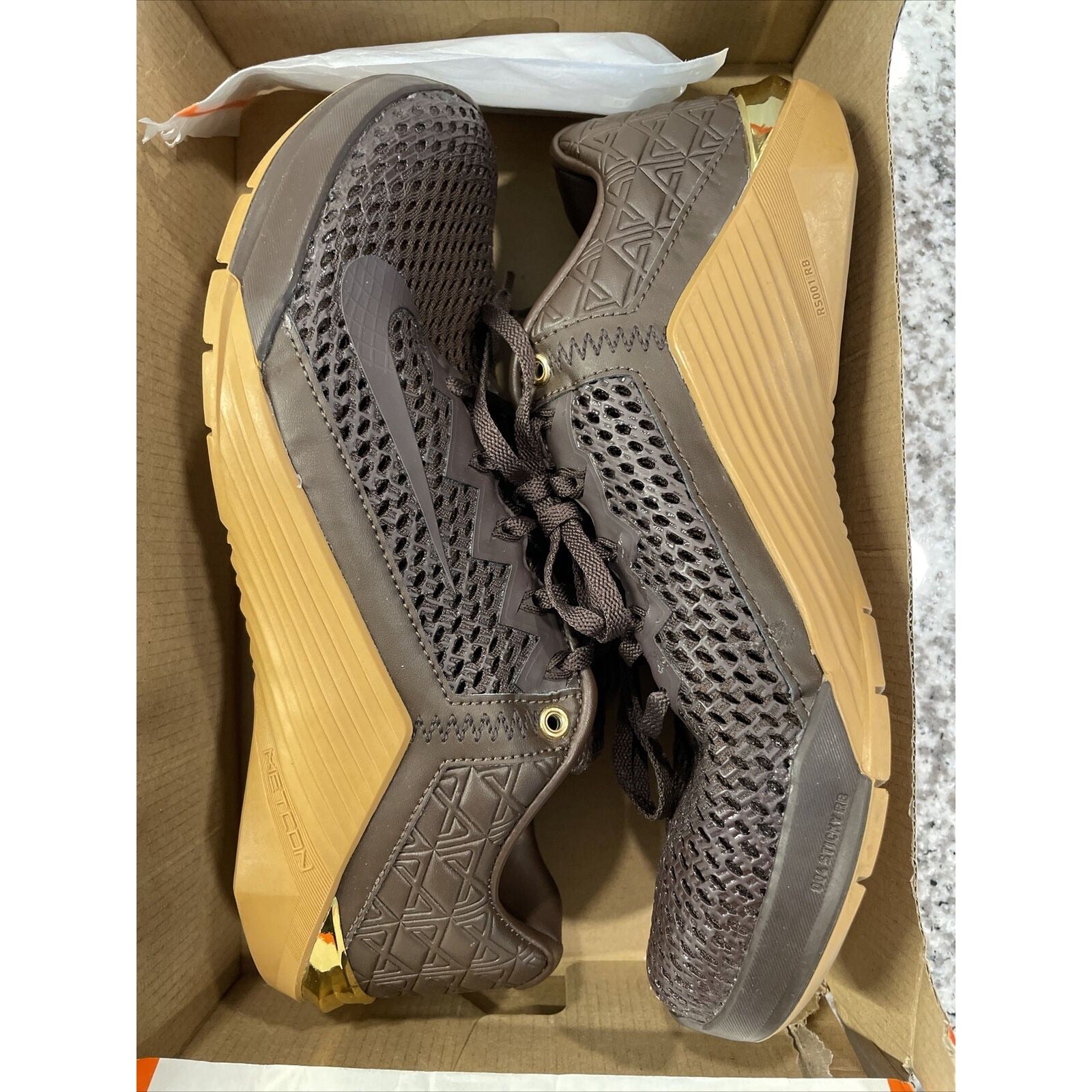 nike metcon 6 brown gold