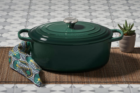 Le Creuset Enameled Cast Iron Signature 6 3/4 Quart Oval Dutch Oven in  Flame — Las Cosas Kitchen Shoppe