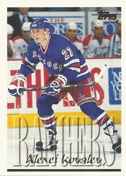 Derian Hatcher autographed Hockey Card (Dallas Stars) 1994