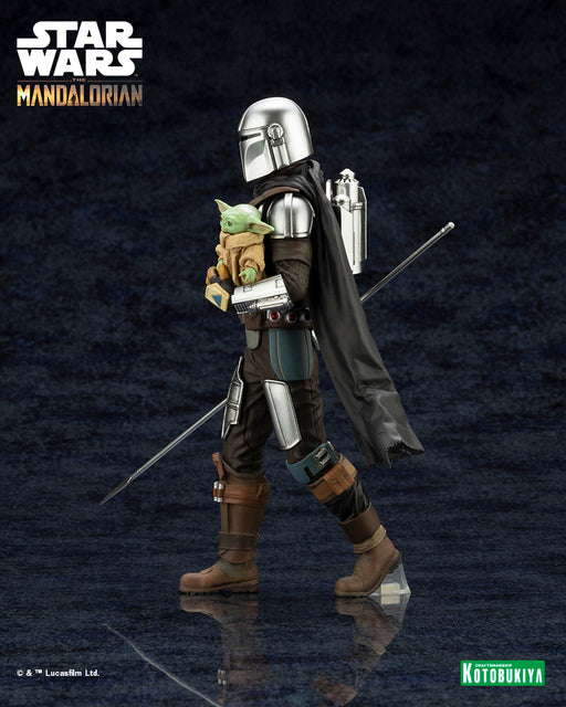 Star Wars Milestones The Mandalorian & Child Statue