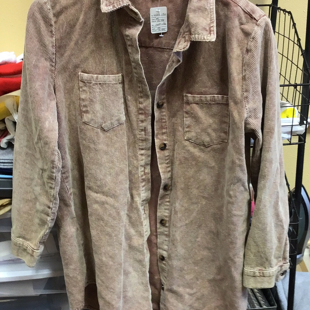 Womens corduroy button up Sz M Consignment 6684-152