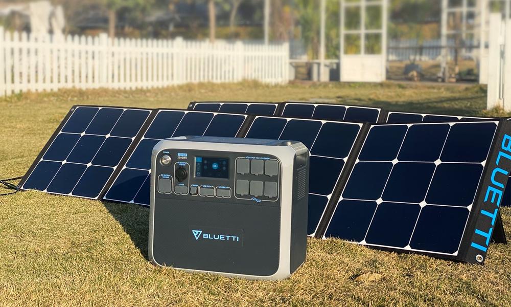 Rv solar generator with PV panels