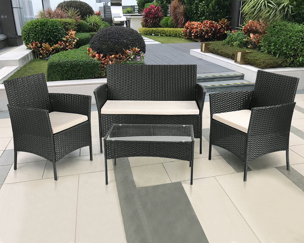 https://cdn.shopify.com/s/files/1/0536/3705/4639/files/rattan_garden_furniture_for_the_elderly.jpg?v=1646188523