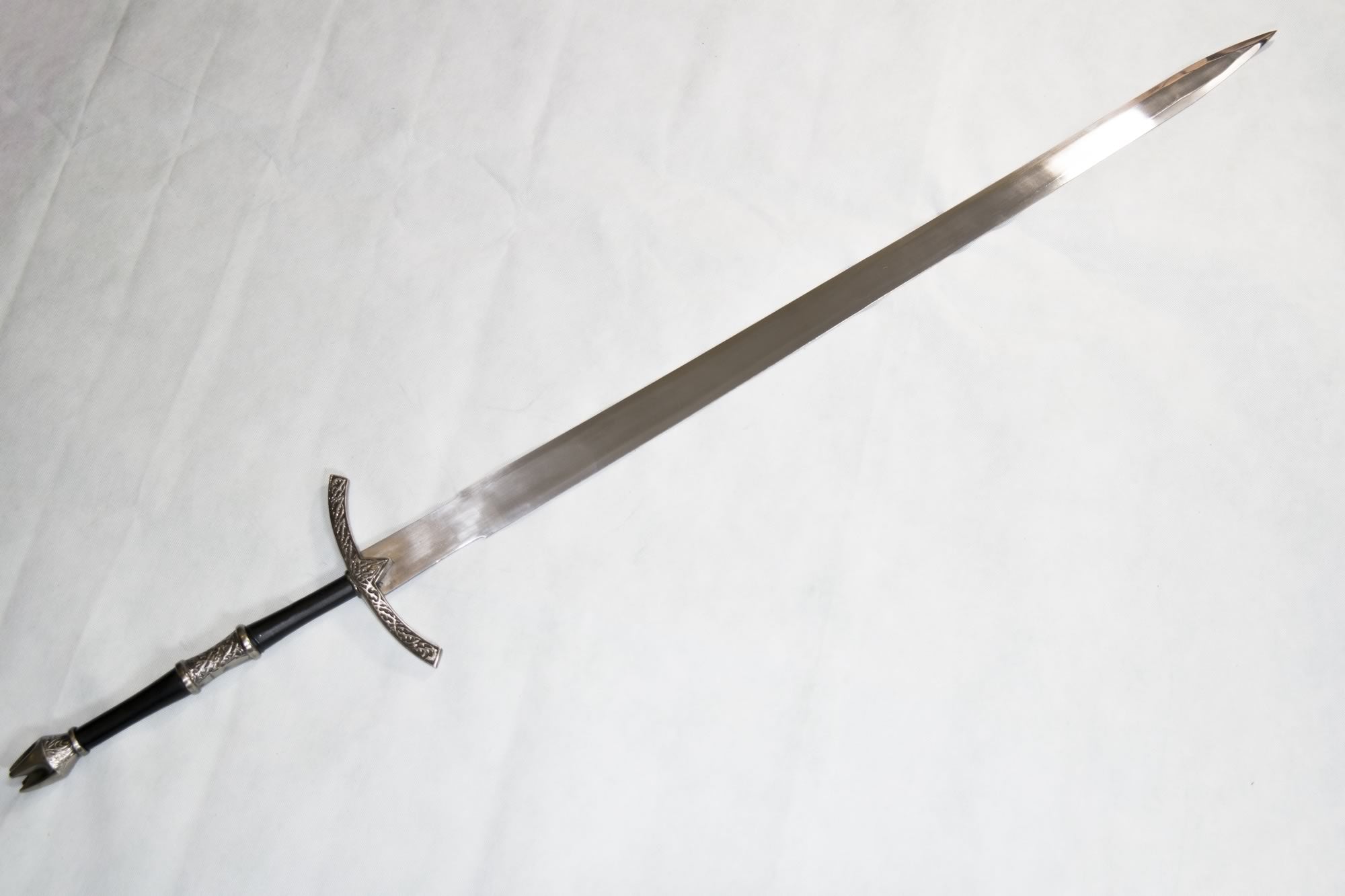 the witch kings sword