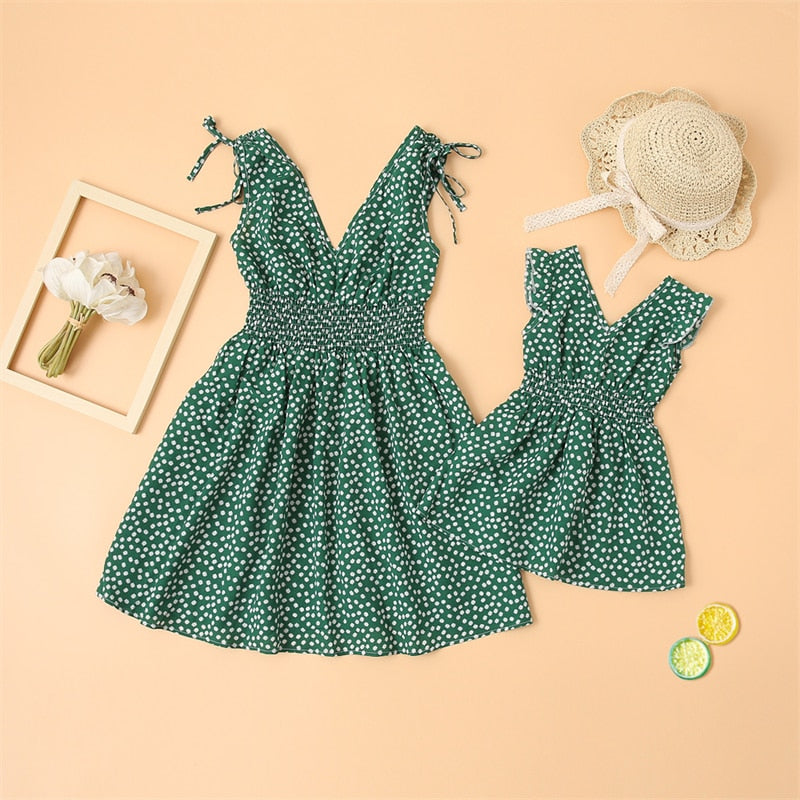 Irregular Mother Daughter Matching Dresses Family Set Off-Shoulder Mommy and Me Clothes Fashion Woman Girls High-Waist Dress